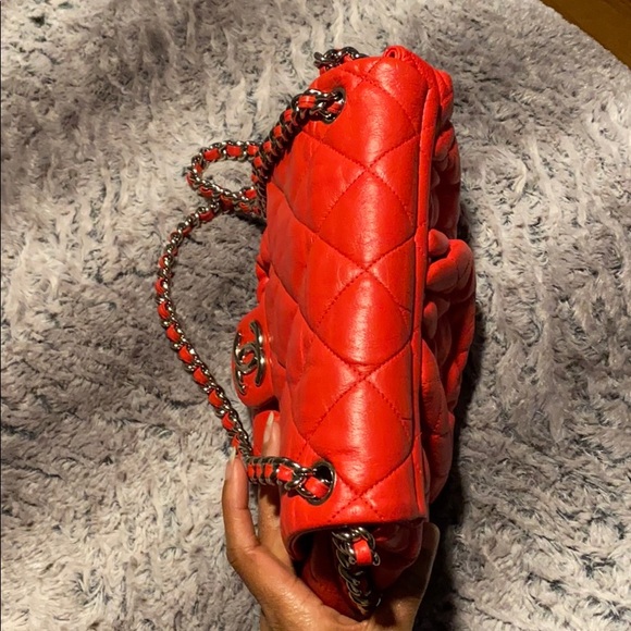 Red Medium Chanel chain around bag - Picture 6 of 8